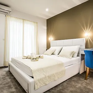 Apartman Holiday & Split
